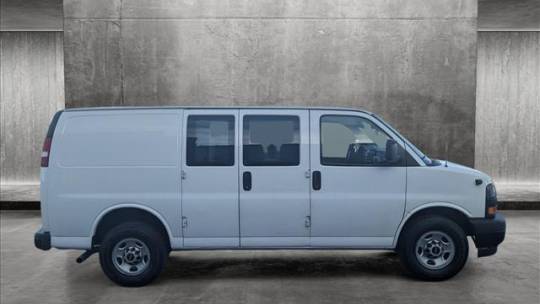2020 GMC Savana