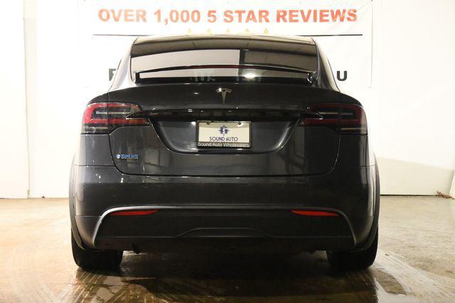 2022 tesla model x
