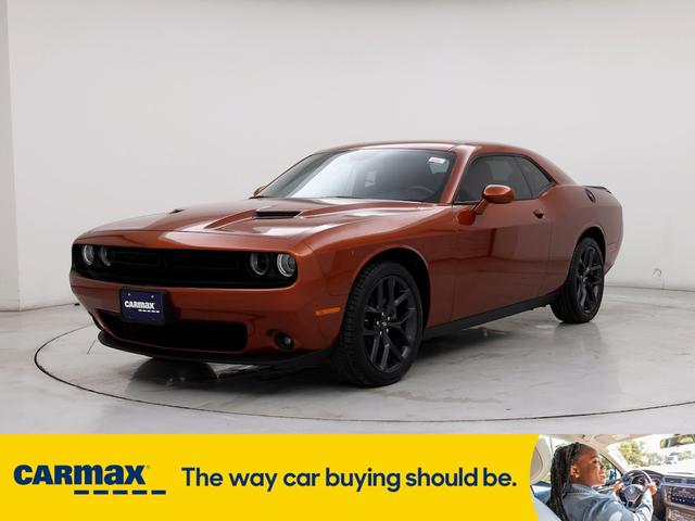2021 dodge challenger sxt