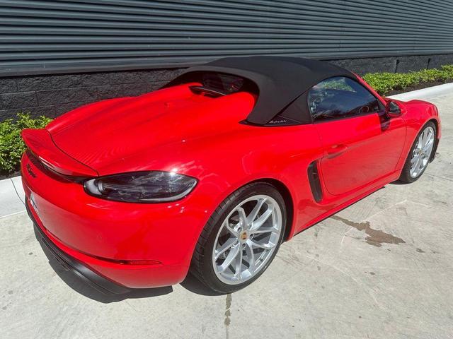 2023 porsche 718 spyder base