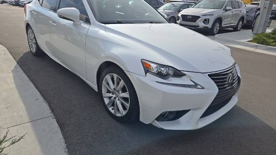 2016 Lexus IS