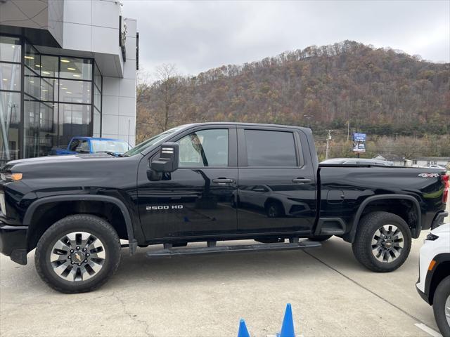 2022 chevrolet silverado 2500 custom