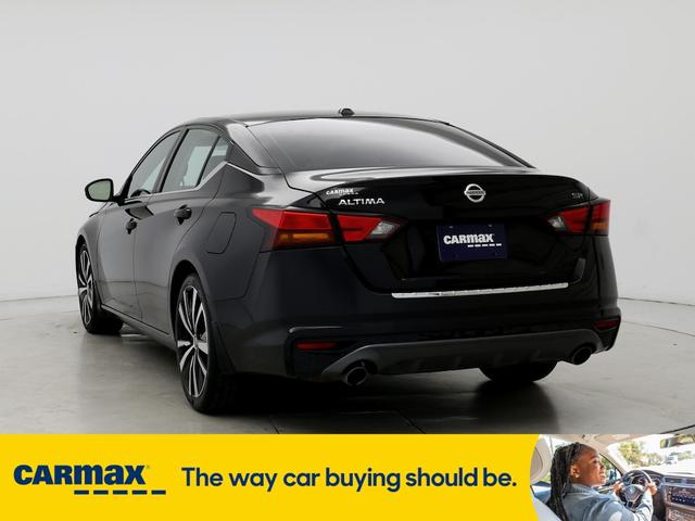 2021 nissan altima sr