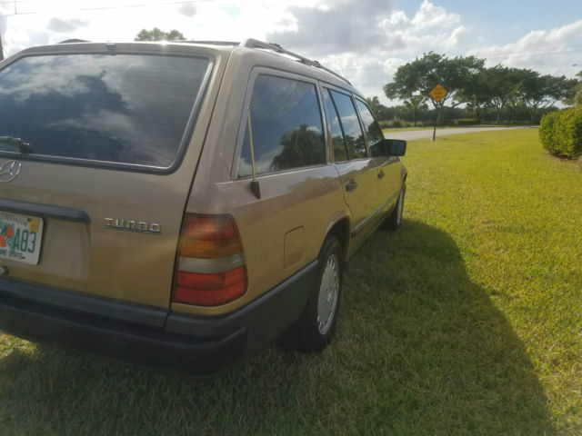 1987 mercedes benz 300td wagon super clean!!! rare!! no reserve!!!! all original