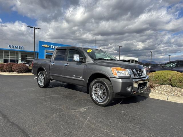 2014 nissan titan sl