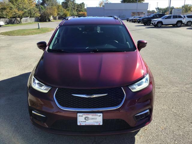 2021 chrysler pacifica touring awd