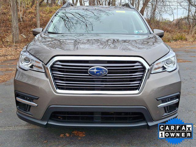 2022 subaru ascent premium 8-passenger