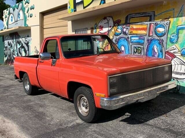 1984 chevrolet c-10 reg cab short bed