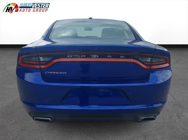 2022 dodge charger sxt