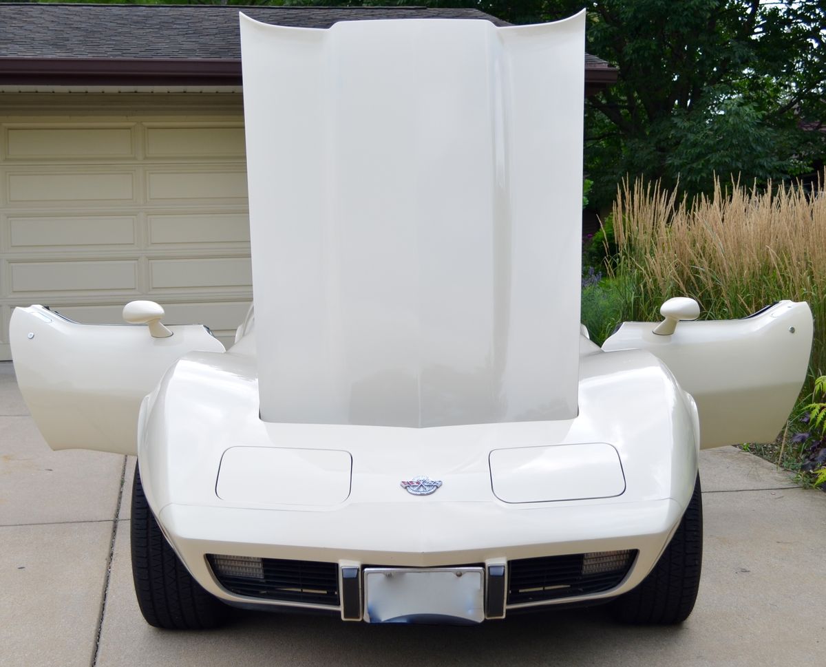1978 chevrolet corvette 2-door 25th anniversary coupe