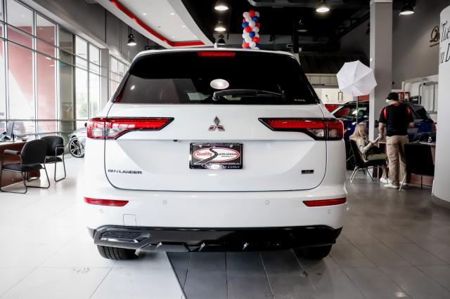 2024 mitsubishi outlander se black edition w/pano roof s-awc