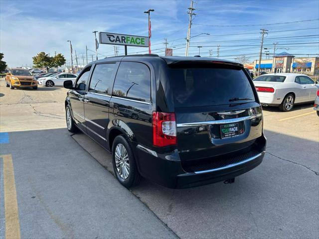 2013 chrysler town & country touring-l