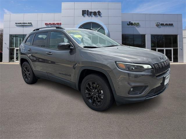 2023 jeep cherokee altitude lux
