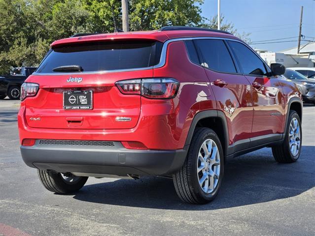 2023 jeep compass latitude lux