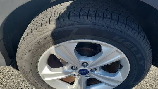 2016 Ford Edge se