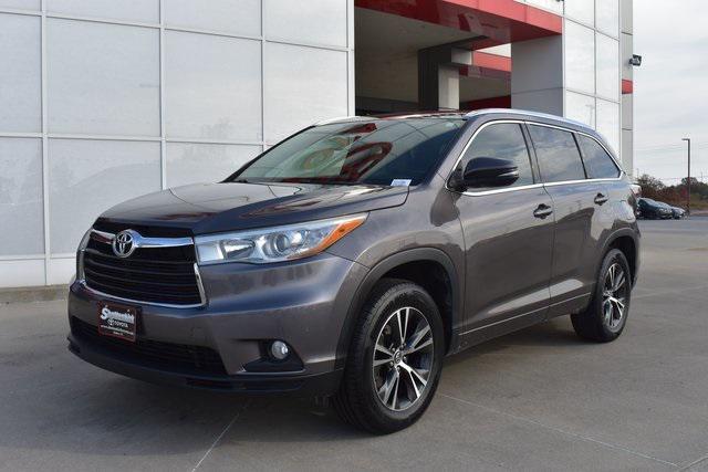 2016 toyota highlander xle