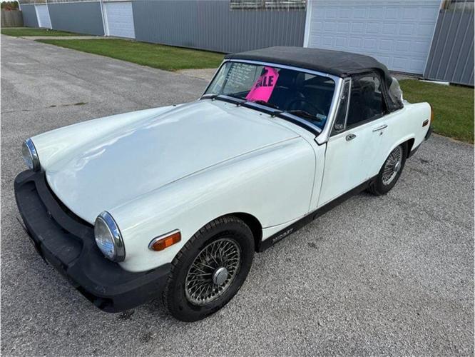 1976 mg midget in staunton, illinois