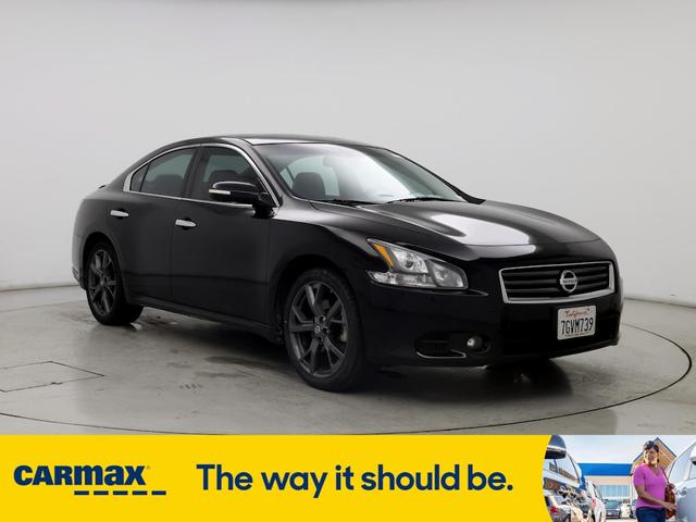 2014 nissan maxima sv