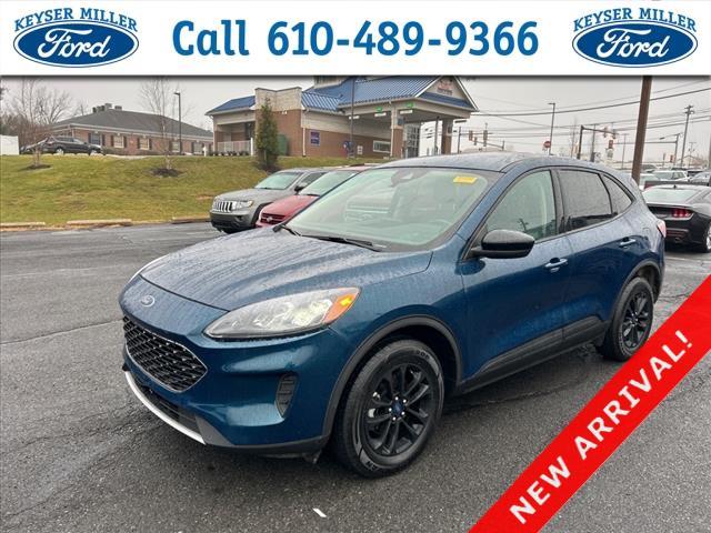 2020 ford escape se