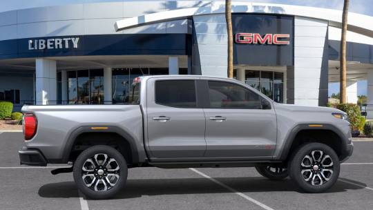 2024 GMC Canyon