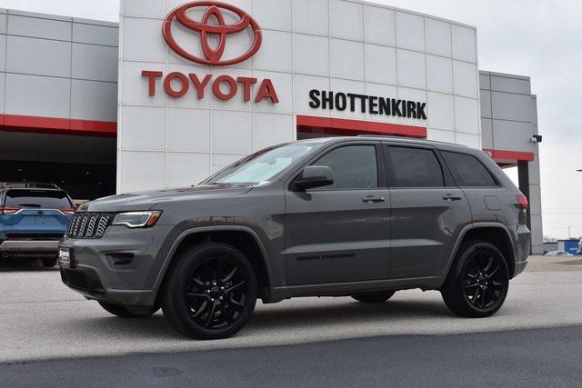 2020 jeep grand cherokee altitude