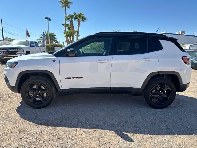 2023 jeep compass trailhawk