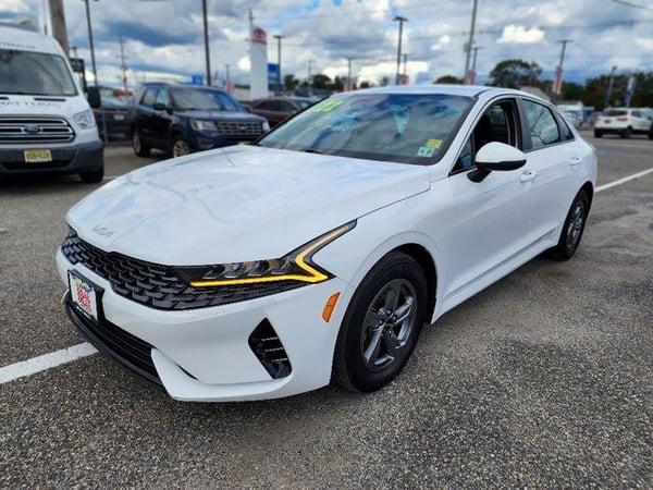 2022 kia k5 in manhattan, new york