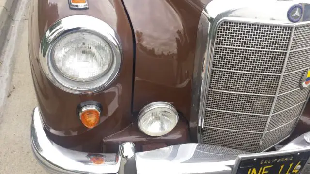 1958 mercedes 220s "ponton" new paint,rubber,interior,refinished wood and glass