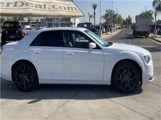 2022 Chrysler 300 s v6
