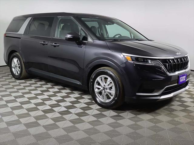 2022 kia carnival lx