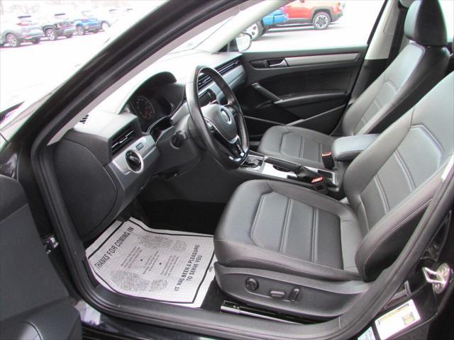 2020 volkswagen passat 2.0t se