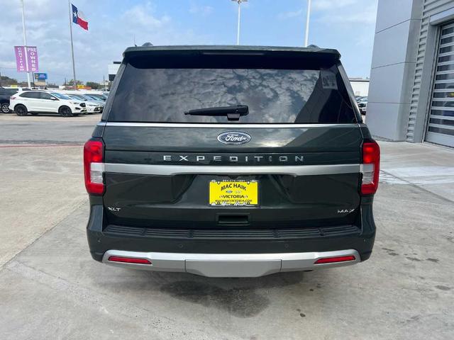 2023 ford expedition max xlt