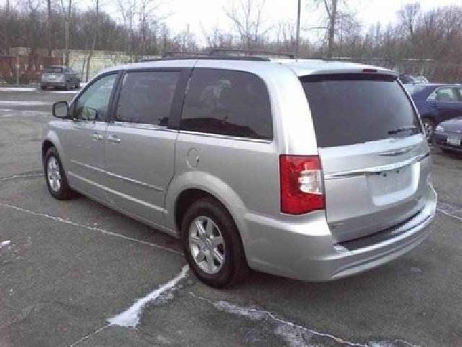 2012 chrysler town & country touring minivan 4d in east amherst, ny
