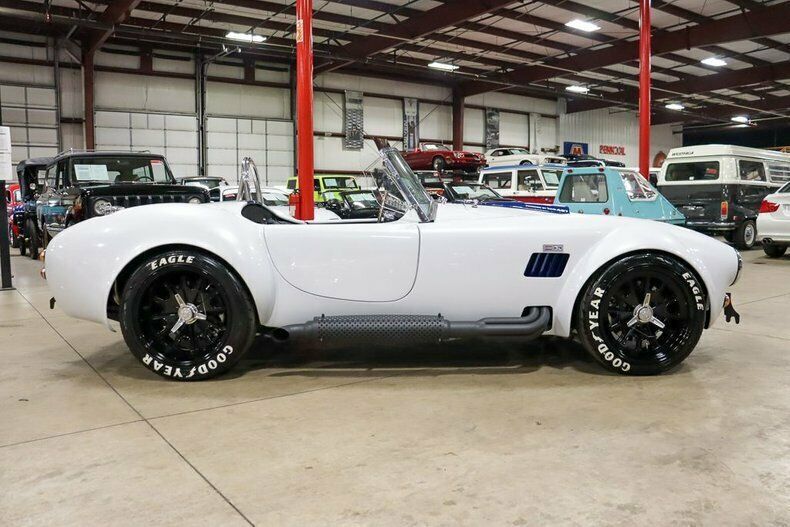 1965 shelby cobra rt4 by backdraft 172 miles eminent white pearl roadster 427ci