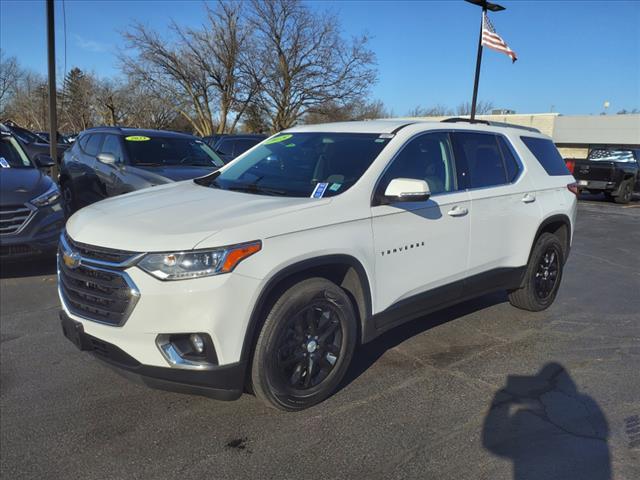 2018 chevrolet traverse lt cloth