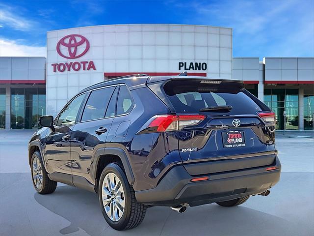 2019 toyota rav4 xle