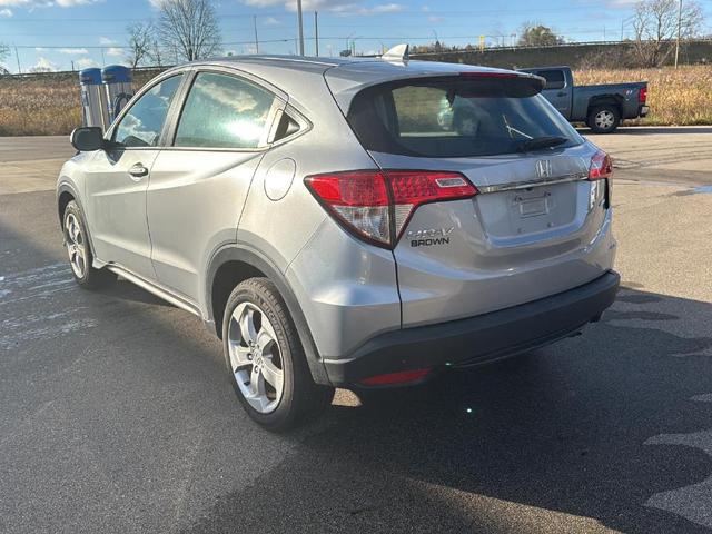 2022 honda hr-v lx