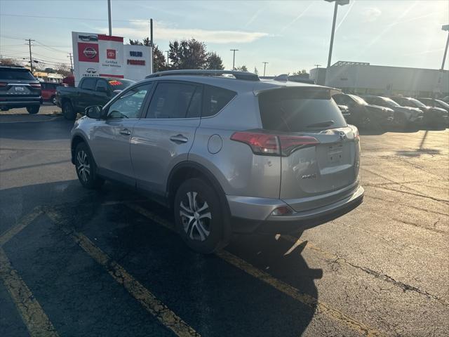 2017 toyota rav4 le