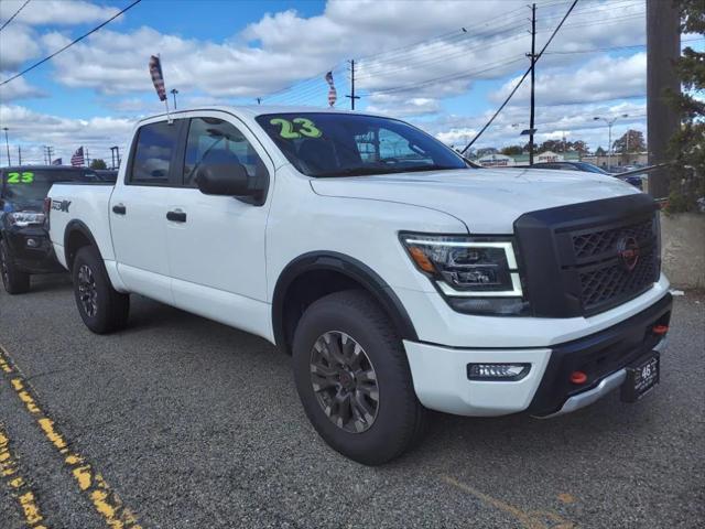 2023 nissan titan pro-4x