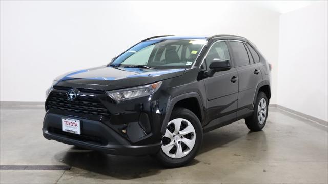 2021 toyota rav4 le