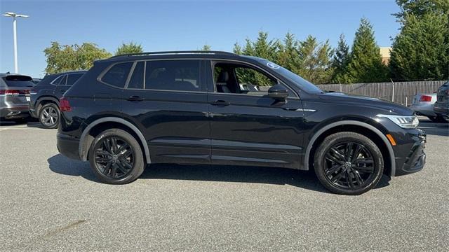 2022 volkswagen tiguan 2.0t se r-line black