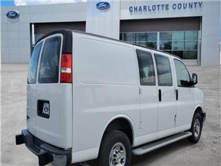 2022 Chevrolet Express 2500