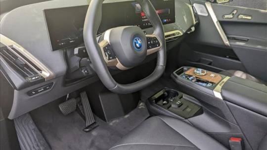 2024 BMW iX