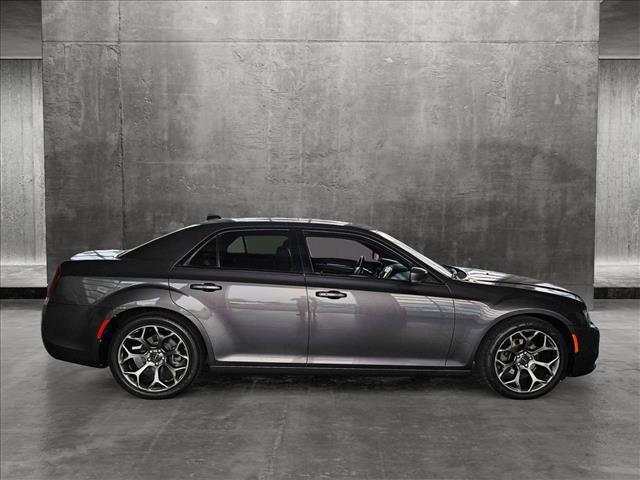 2018 chrysler 300 s