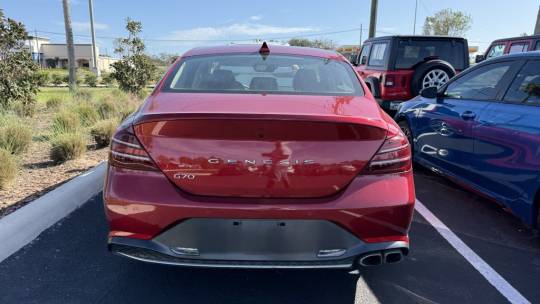 2022 Genesis G70