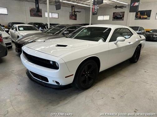 2016 dodge challenger