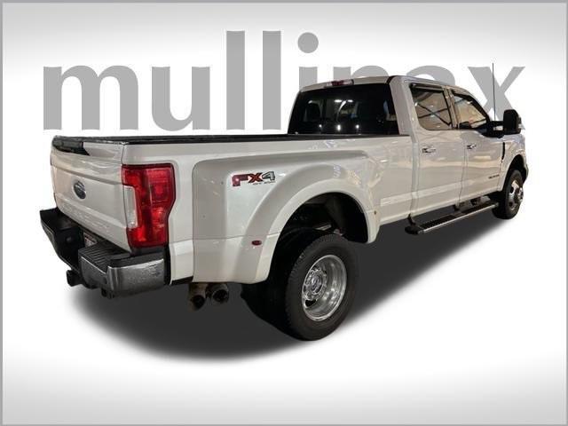 2019 ford f-350 lariat super duty
