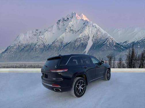 2022 jeep grand cherokee summit in wasilla, alaska