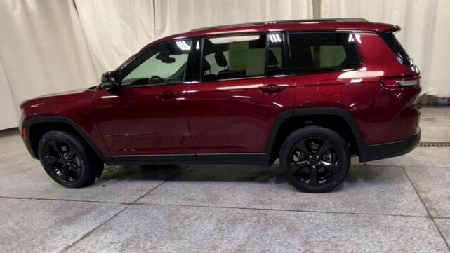 2022 jeep grand cherokee l laredo