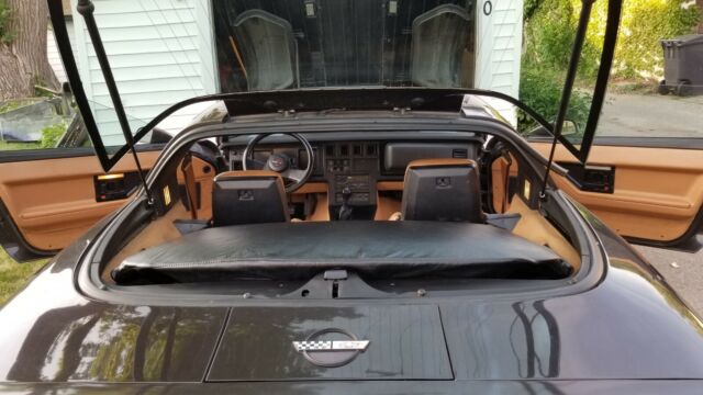 1988 chevy corvette survivor. rare charcoal paint, all original everything